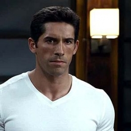 scott_adkins.jpg