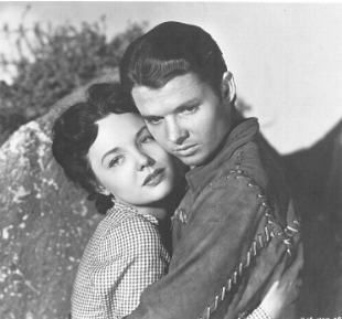 Wanda Hendrix And Audie Murphy Picture3